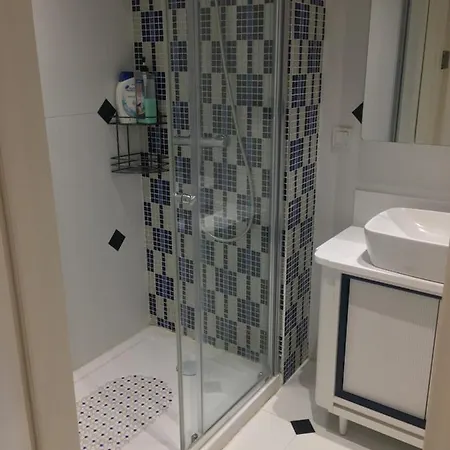 Cosy Flat -one In A New Near Taksim * Istanbul